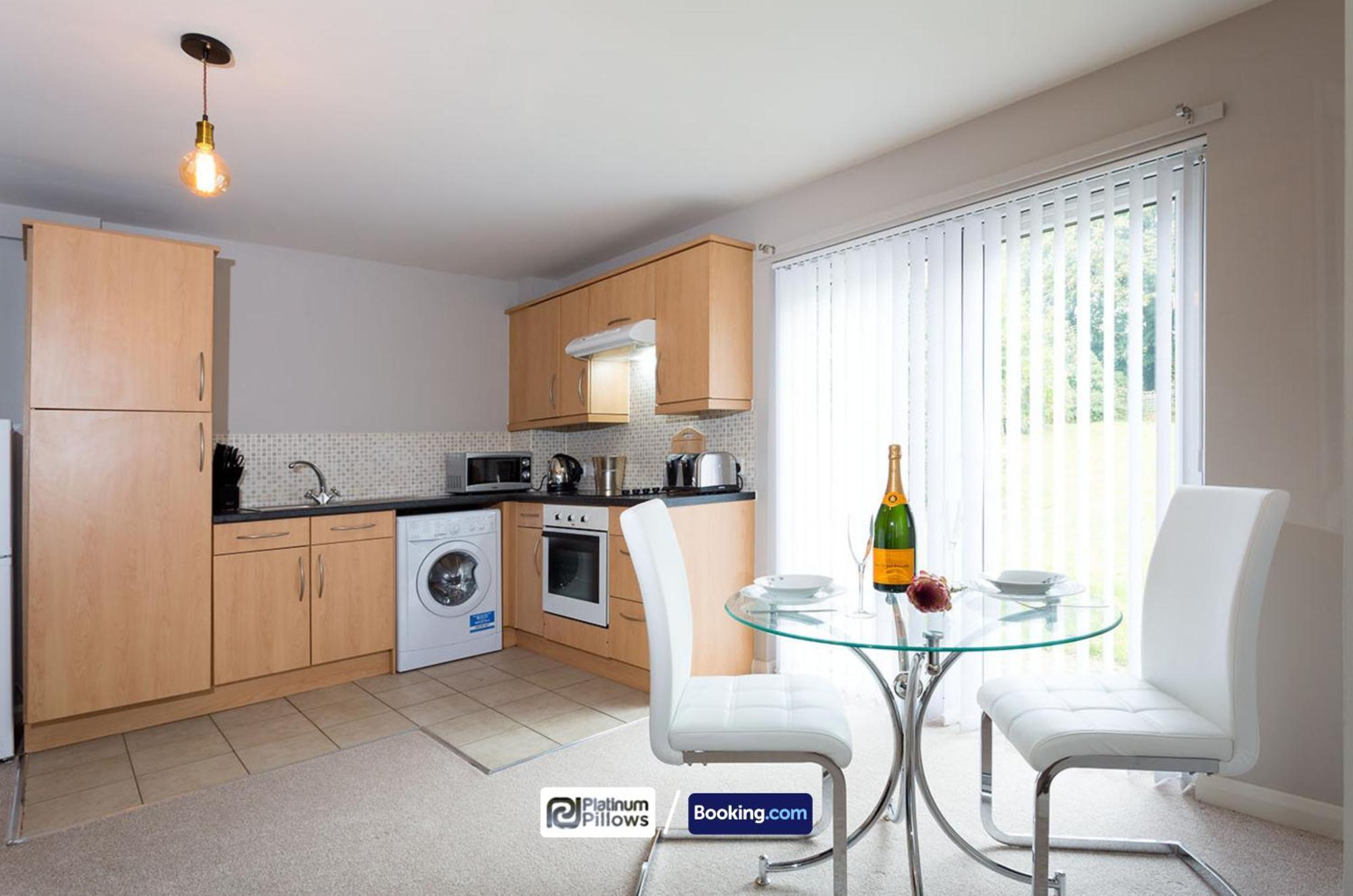 Modern Oxford 2 Bedroom Apartments, Weekly & Monthly Stays, Families & Contractor Accommodation Bagian luar foto